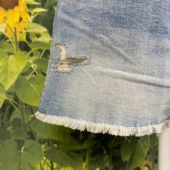 BCBG Blue Distressed Denim Shorts 27 - Picture 3 of 16